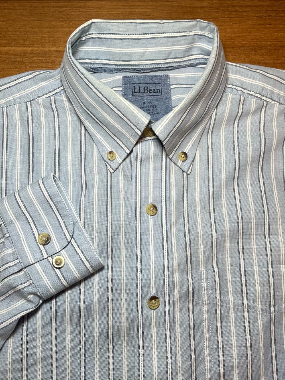 L.L.Bean Men’s Size M- Reg Blue/White Striped Cotton Oxford Button-Down Shirt